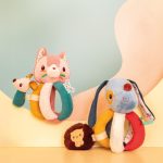 Sonajero con asas Jules el perro - Imagen 2